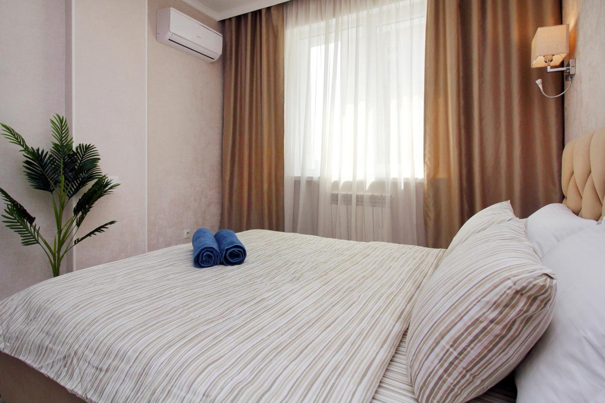 Almaty Cozy Apart Hotel Екстериор снимка
